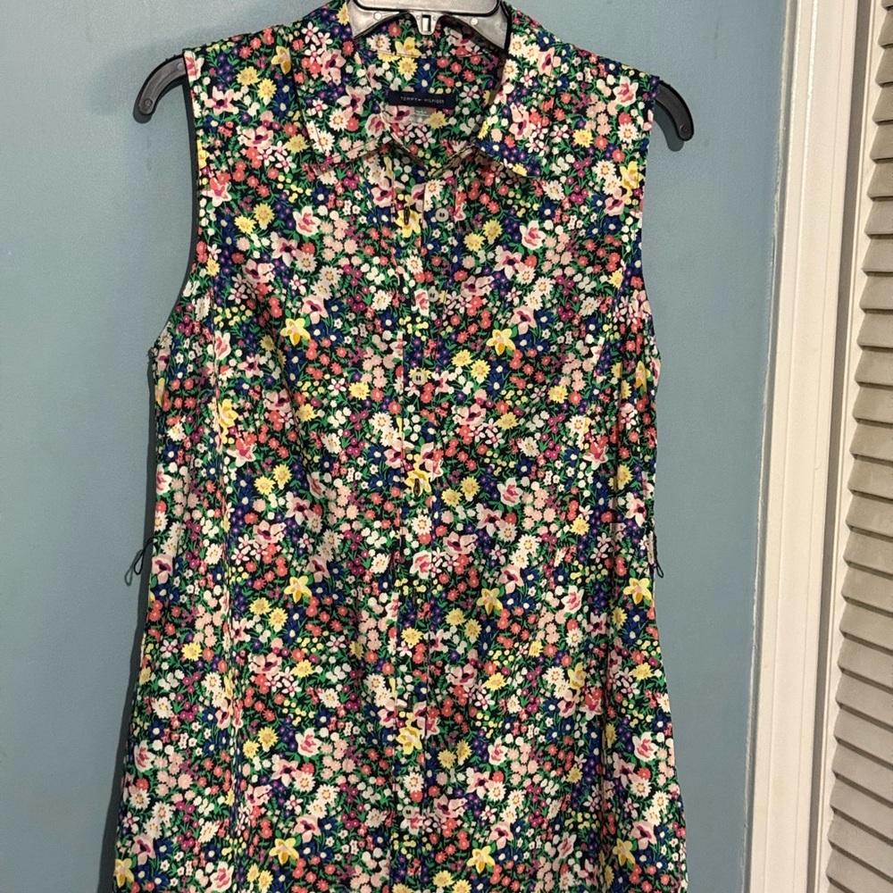 Tommy Hilfiger Multicolor Floral Dress Sleeveless Good For All Ages and Seasons